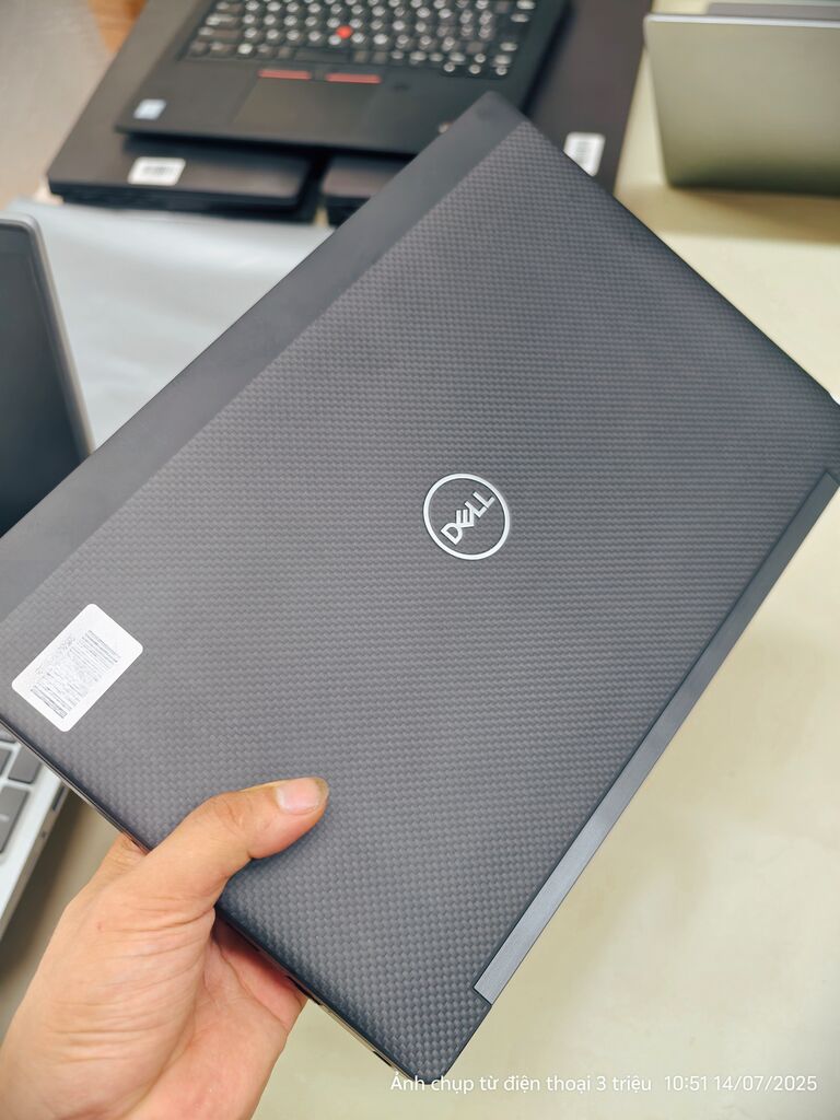 Dell 7390 Laptop - Ảnh 3