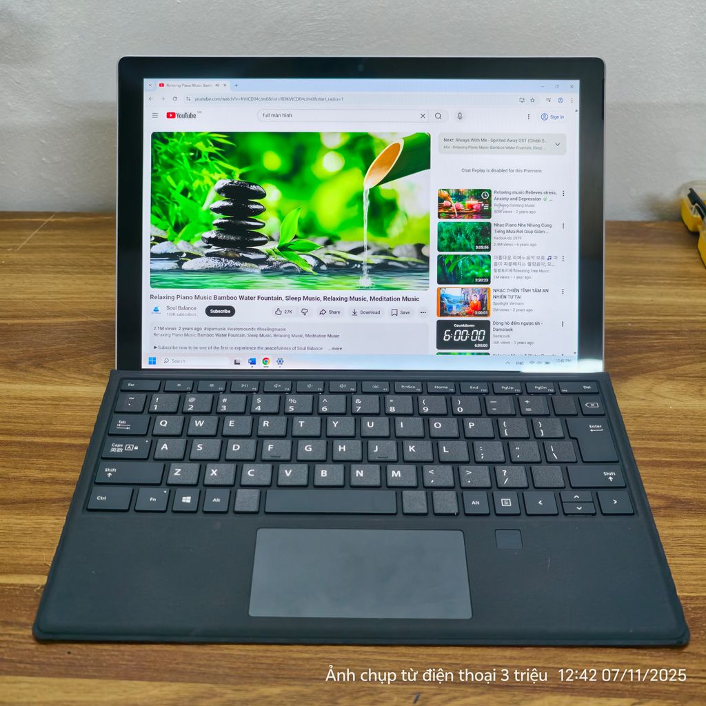Surface pro 5 laptop