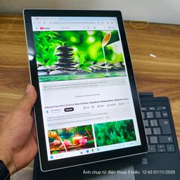 Surface pro 5 laptop