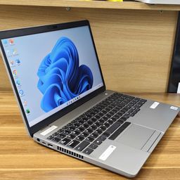 Dell 5510 i5 thế hệ 10 Màn hình 15,6 inh Laptop
