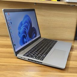 Dell 5520 i5 thế hệ 11 Màn hình 15,6 inh Laptop