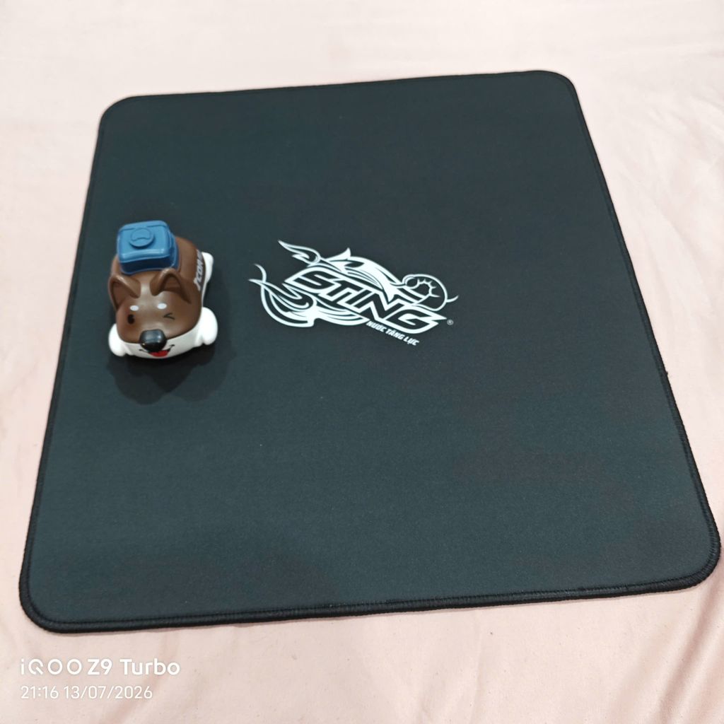 Lót Chuột Máy Tính Gaming Siêu To Khổng Lồ 40x45cm Cực Dày Trợ Lực Tay