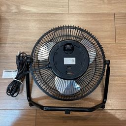 Quạt bàn chân quỳ 9 inch Velocity.