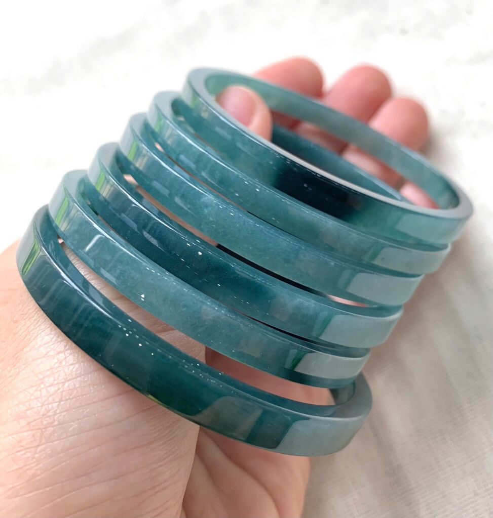 Vòng tay Lam ngọc liền bản vuông và đũa 5-6 li 