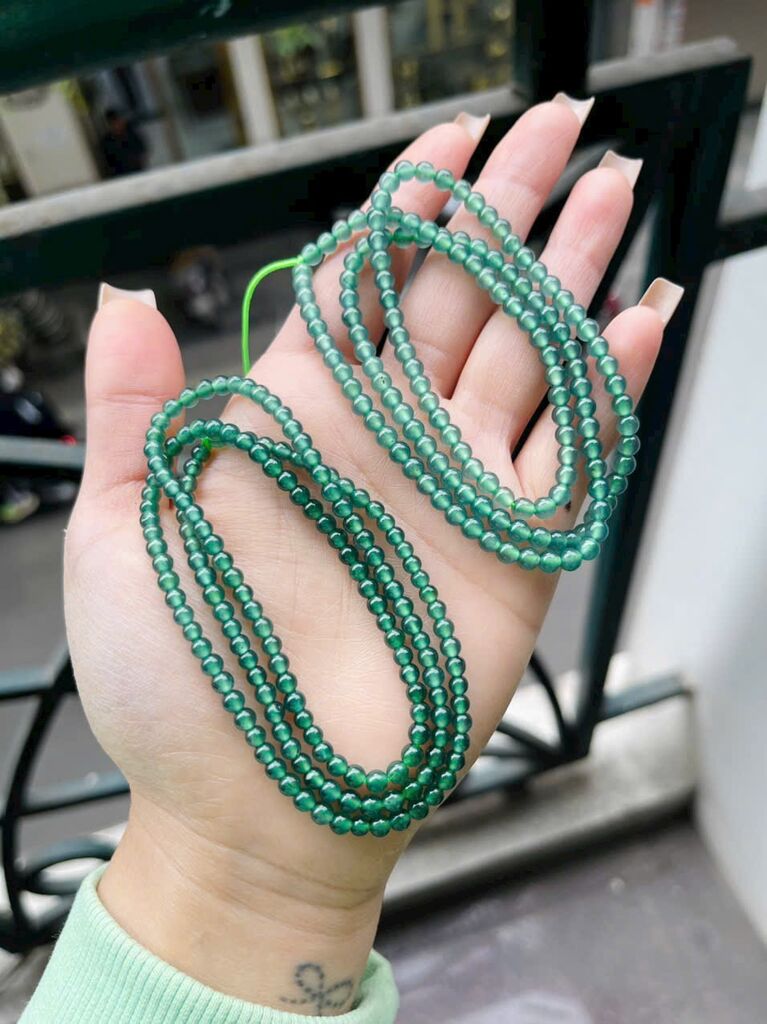 Lam ngọc chuỗi cuốn cổ tay size 4-5mm 