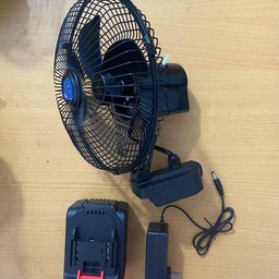 Quạt tích điện có quay - Pin 20cell - Dùng liên tục 8h