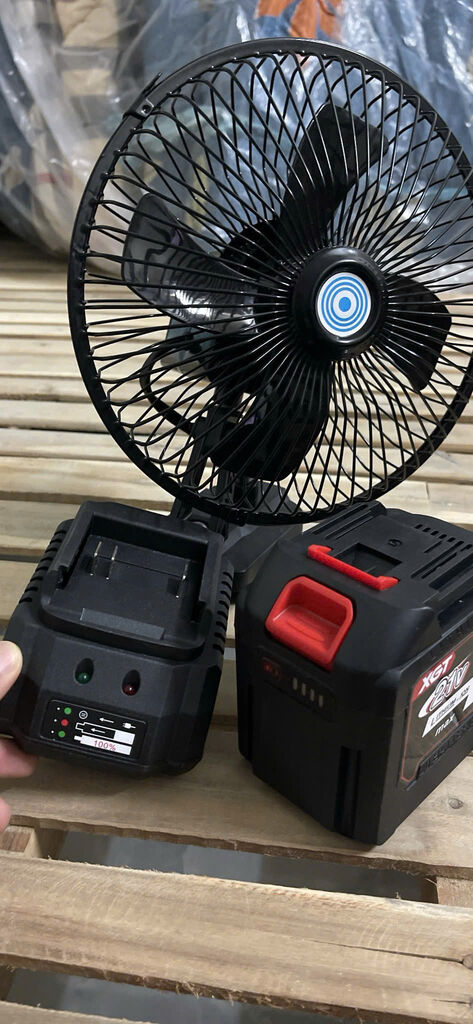 Quạt tích điện có quay - Pin 20cell - Dùng liên tục 8h