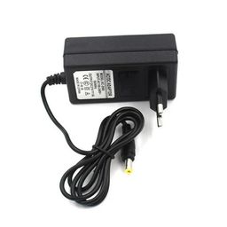 Sạc cho pin máy khoan, cắt cầm tay,..