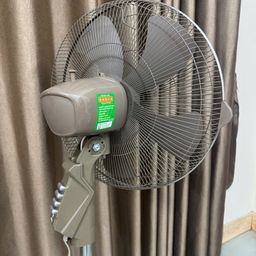 Quạt đứng CN B5 - Động cơ DC Inverter. 5 cánh 450 - DC1800