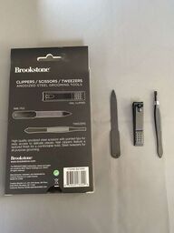 Bộ bấm móng tay, dũa, kéo … 7 món chính hãng Brookstone ( Mỹ )