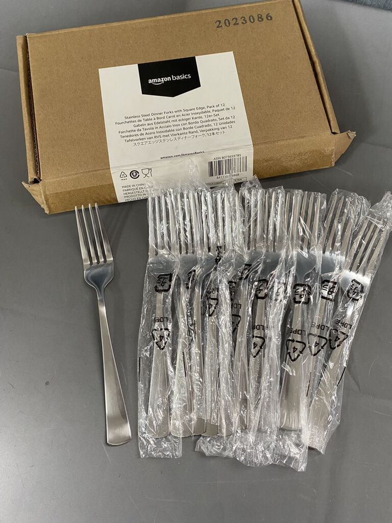 Bộ 12 dĩa inox Amazon Basics ( Mỹ ) B0736S97B5, an toàn sức khoẻ, dầy dặn, dùng được máy rửa bát