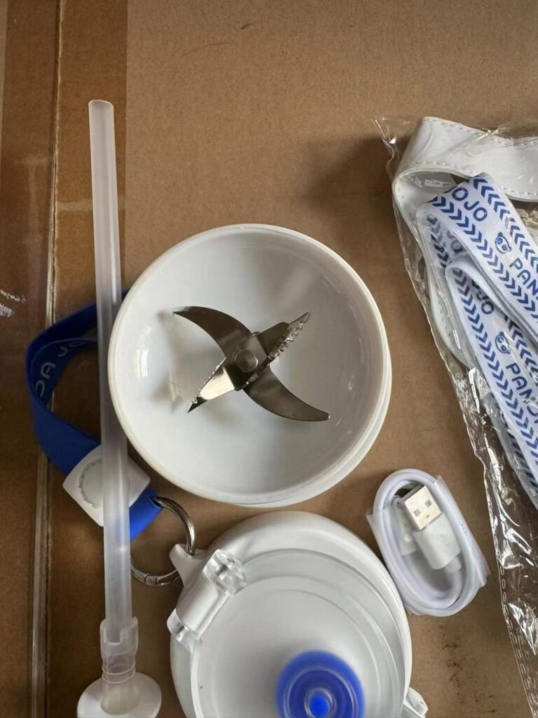 Máy xay sinh tố đa năng PANDA JOJO , dung tích 1L , kiêm bình nước - Ảnh 6