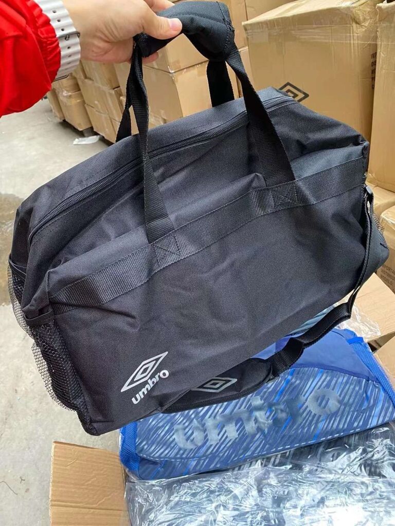 Túi Thể Thao Umbro ,du lịch , tập luyện thể thao, vải chống nước , - Ảnh 4