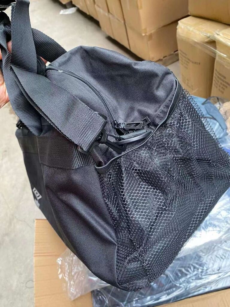 Túi Thể Thao Umbro ,du lịch , tập luyện thể thao, vải chống nước , - Ảnh 6