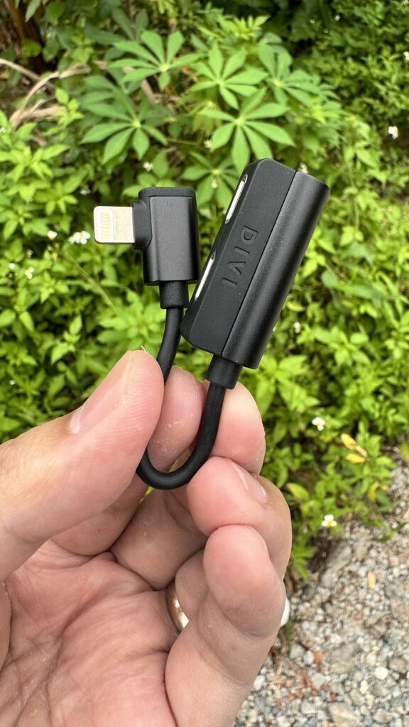 Jack chia cổng Lightning Phone ra 2 cổng Lightning hãng DIVI iKey - vừa sạc vừa nghe nhạc - Ảnh 5