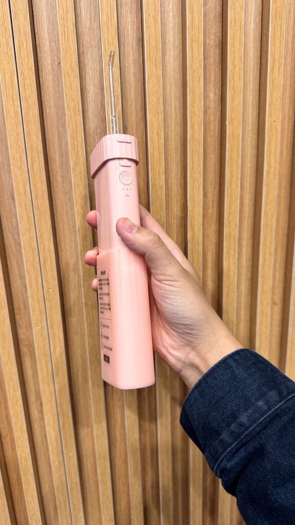 Tăm nước hãng D3IN MS18 - ngăn chứa nước gập gọn được , kèm 2 đầu phun, tặng túi đựng. - Ảnh 6