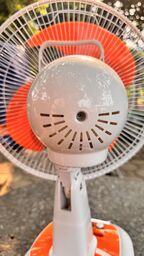 Quạt bàn tích điện hãng EASY POWER EP-3212A , chạy nguồn 220v 12 inch , sạc đi…