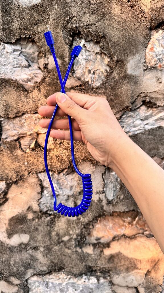 Dây cáp sạc Type-C lò xo hãng Freecharge ( Nội địa Trung , ko hộp ) dây siêu to. - Ảnh 2