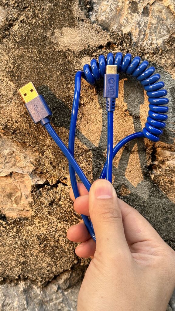Dây cáp sạc Type-C lò xo hãng Freecharge ( Nội địa Trung , ko hộp ) dây siêu to. - Ảnh 6