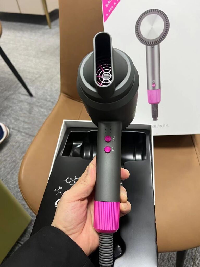 Máy sấy hãng QuanRia bổ sung ion âm 1600W, 2 chiều nóng lạnh ( vỏ dính tay, lau cồn là hết) - Ảnh 4