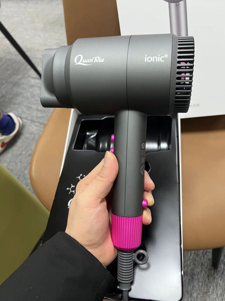 Máy sấy hãng QuanRia bổ sung ion âm 1600W, 2 chiều nóng lạnh ( vỏ dính tay, lau cồn là hết) - Ảnh 5