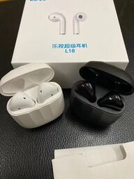 (kiệt pin, tặng kèm pin thay )Tai nghe Bluetooth TWS hãng LeTV L18 , sạc không…