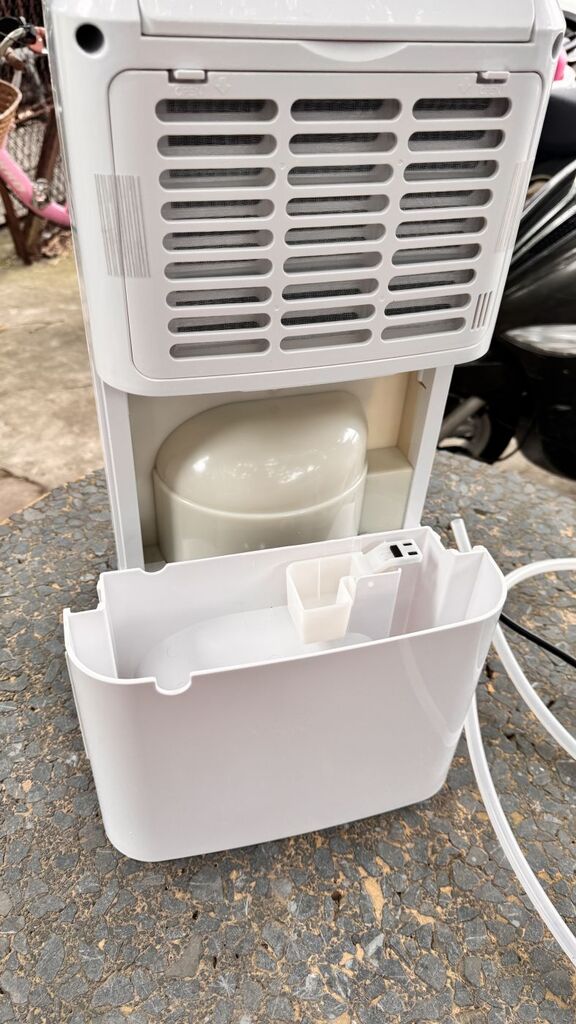 Máy hút ẩm 12L hãng FASA DC-002C - Ảnh 3