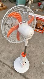 Quạt cây tích điện EASY POWER EP-8816 , Sạc điện thoại, đèn chiếu sáng , có re…