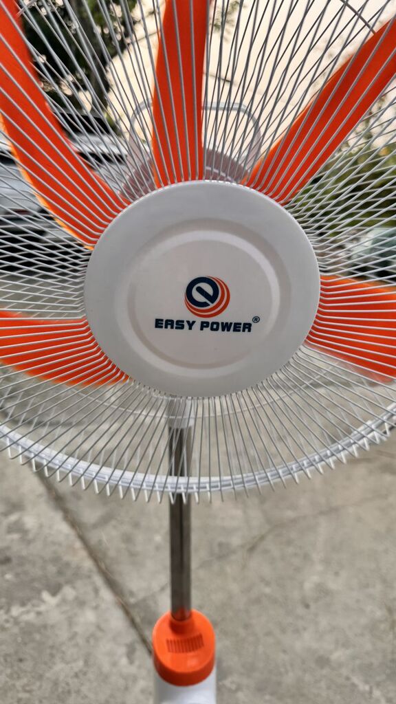 Quạt cây tích điện EASY POWER EP-8816 , Sạc điện thoại, đèn chiếu sáng , có remote (HỘP XẤU) - Ảnh 5