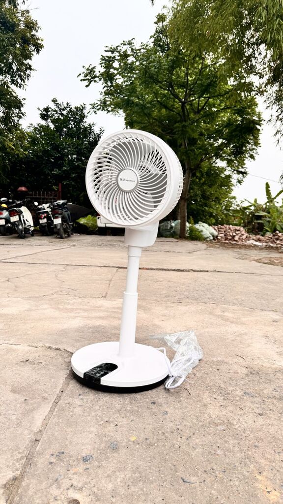 Quạt cây NONTAUS công suất 60w , quạt xoay 180 độ đối lưu không khí (HỘP XẤU)